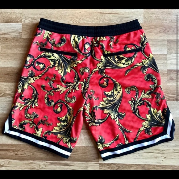 Stonevale Post Game Basketball short in Red - Picture 2 of 6